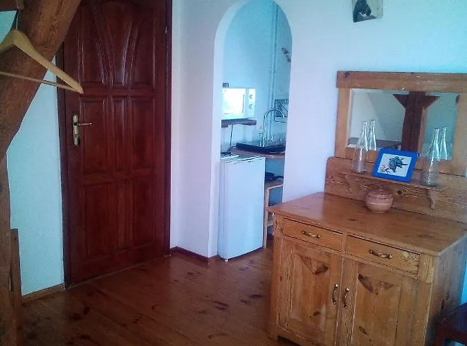 Stajnia 农家乐 斯瓦热沃